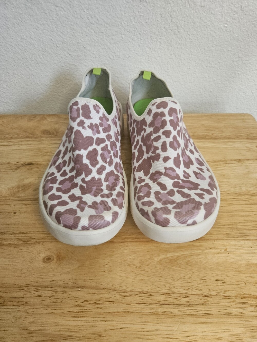Oofs Oomgzee Low Womens Shies Size 9 - Picture 6 of 15